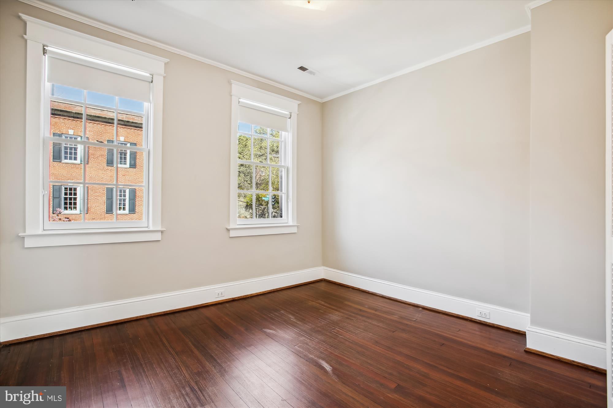 3308 Reservoir Road Northwest Washington, DC 20007 - Photo 21 of 29