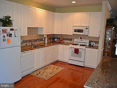 253 Tilden Way Edgewater, MD 21037 - Photo 6 of 30 Kitchen