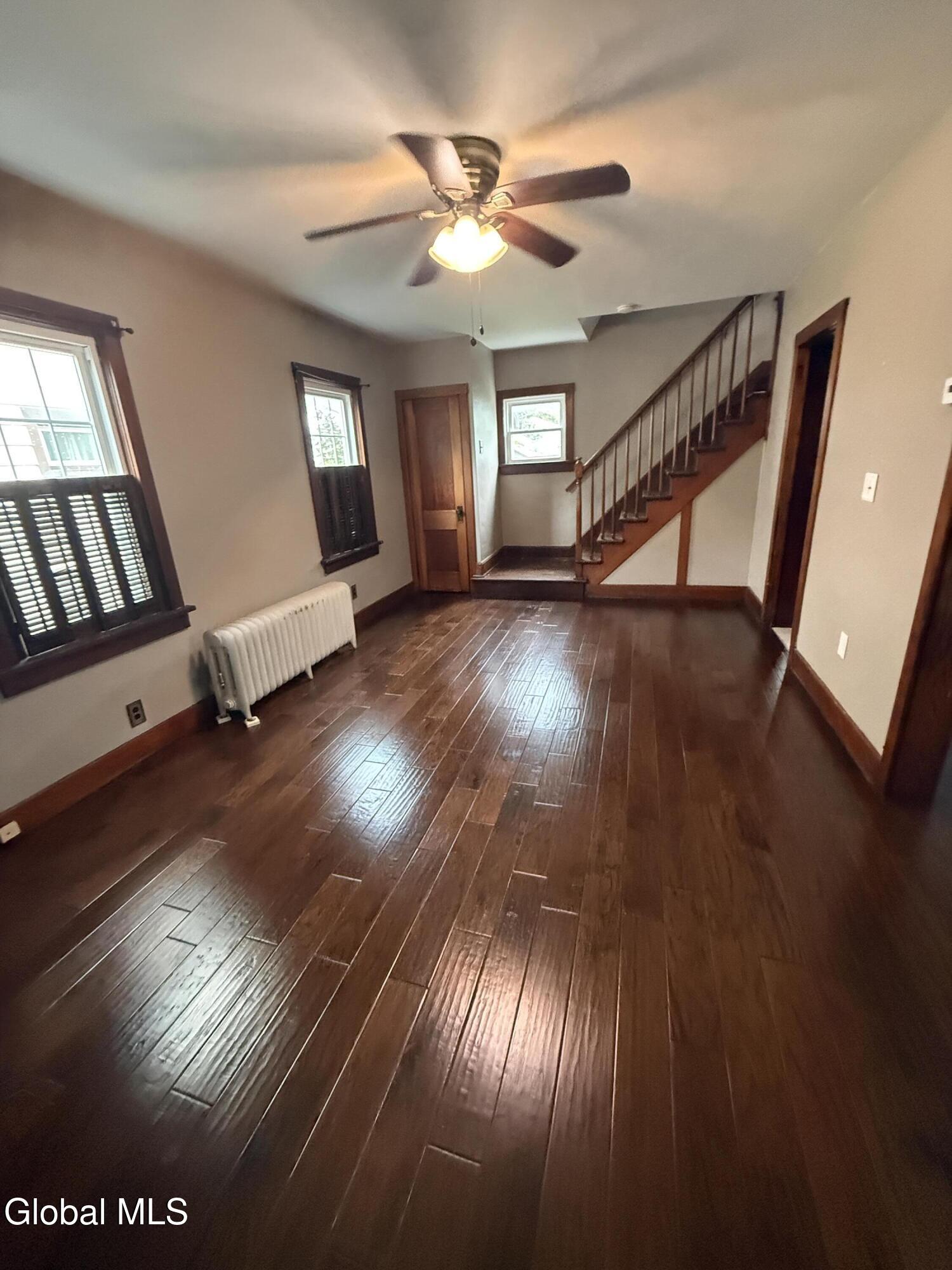 310 McCarty Avenue Albany, NY 12209 - Photo 5 of 30 Living Room
