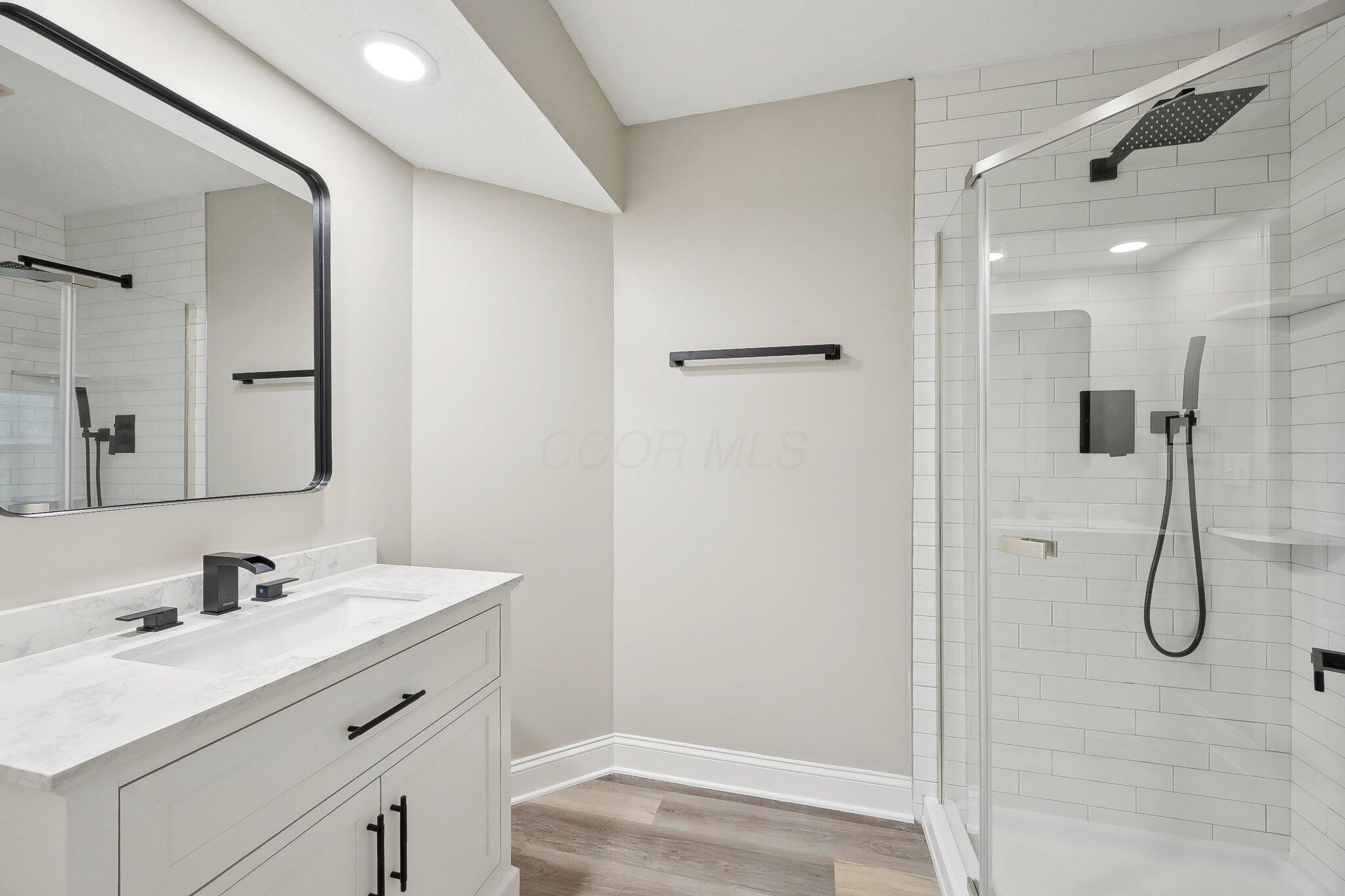 168 Collier Ridge Drive Columbus, OH 43235 - Photo 28 of 43 1-web-or-mls-Collier Ridge Dr-1104-035