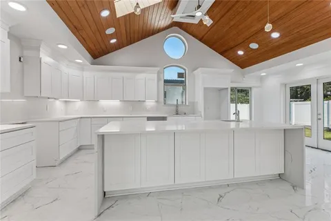 $460,000 | 4204 Napoli Drive, Metairie, LA 70002