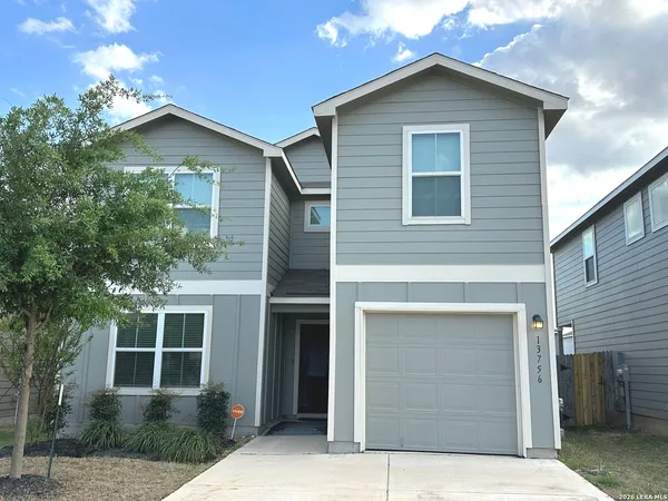$2,200 | 13756 Red Rock Run, San Antonio, TX 78254