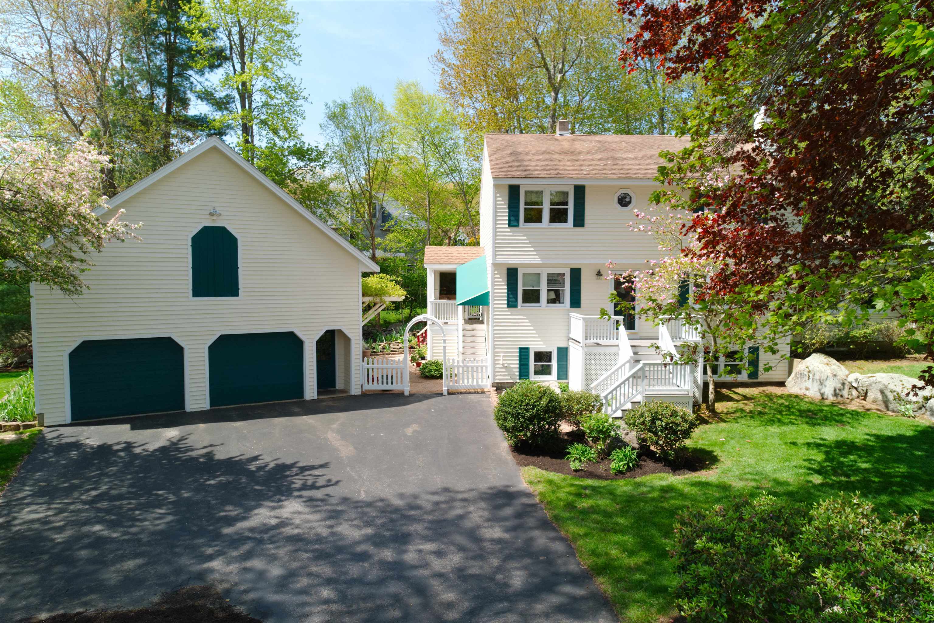 6 Mohawk Street Hampton, NH 03842 - Photo 1 of 53