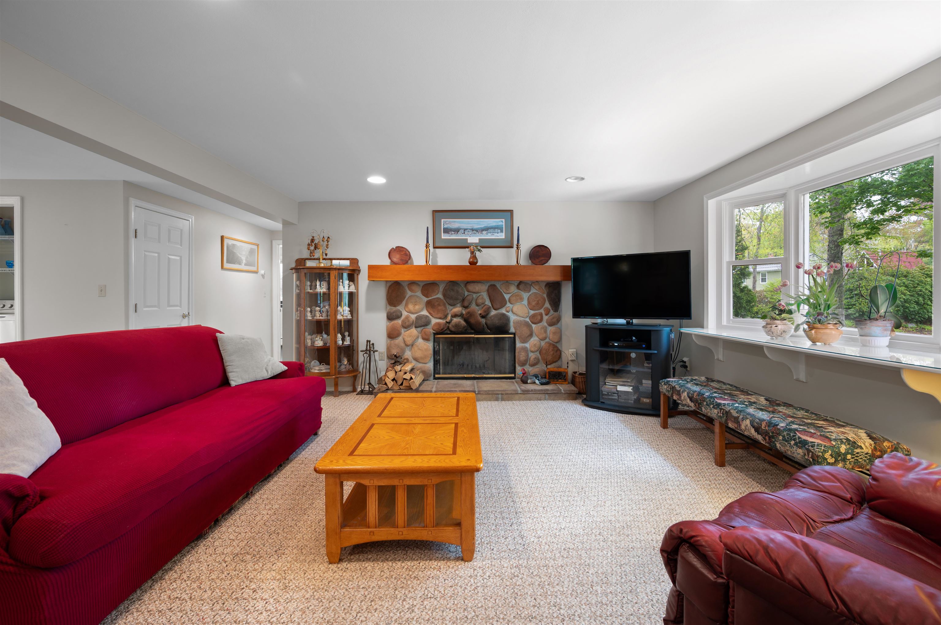 6 Mohawk Street Hampton, NH 03842 - Photo 4 of 53