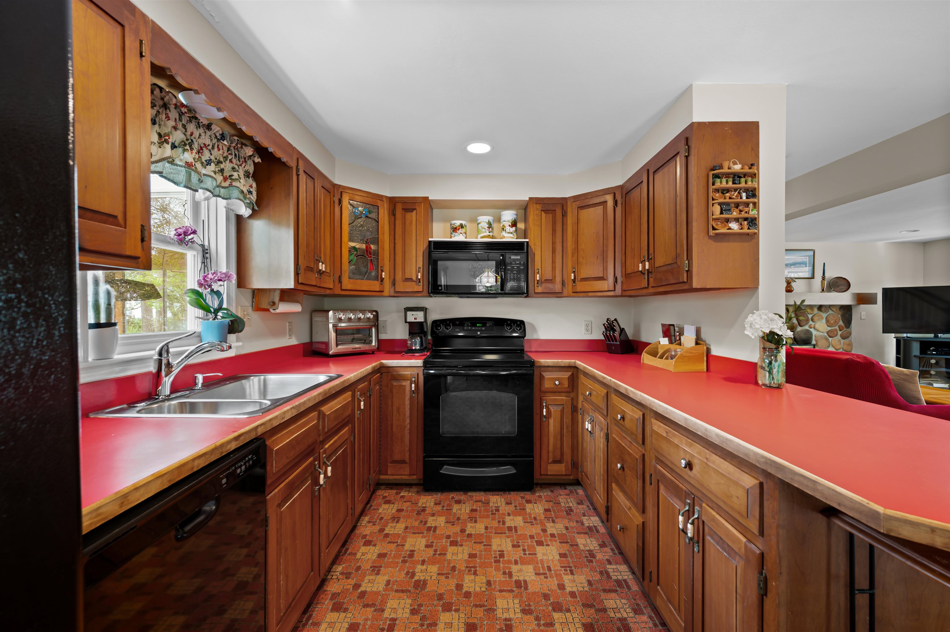 6 Mohawk Street Hampton, NH 03842 - Photo 8 of 53