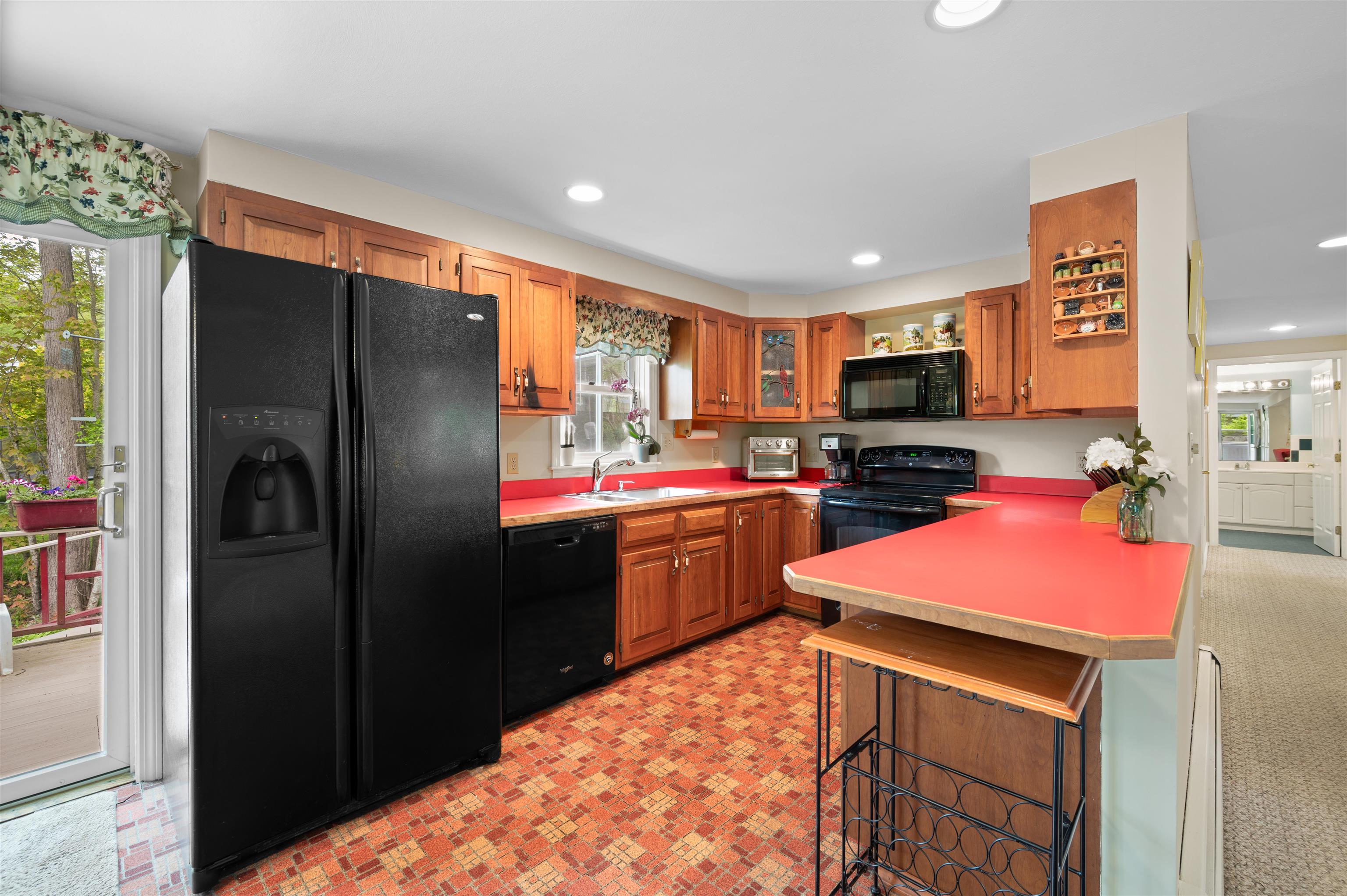 6 Mohawk Street Hampton, NH 03842 - Photo 9 of 53