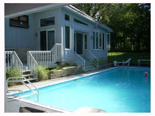 5982 Goode Road Powell, OH 43065 - Photo 2 of 18
