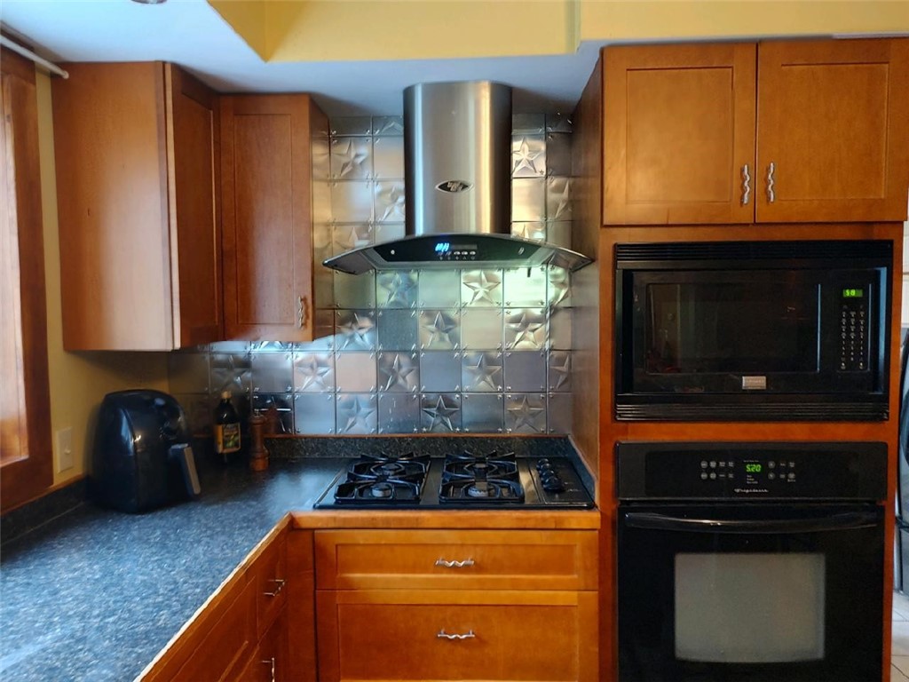 8006 State Rte 21 Naples, NY 14512 - Photo 5 of 31