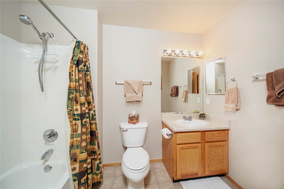 91399 Ryan Gulch Road, Unit B2 Silverthorne, CO 80498 - Photo 15 of 27 Gallery Image 15