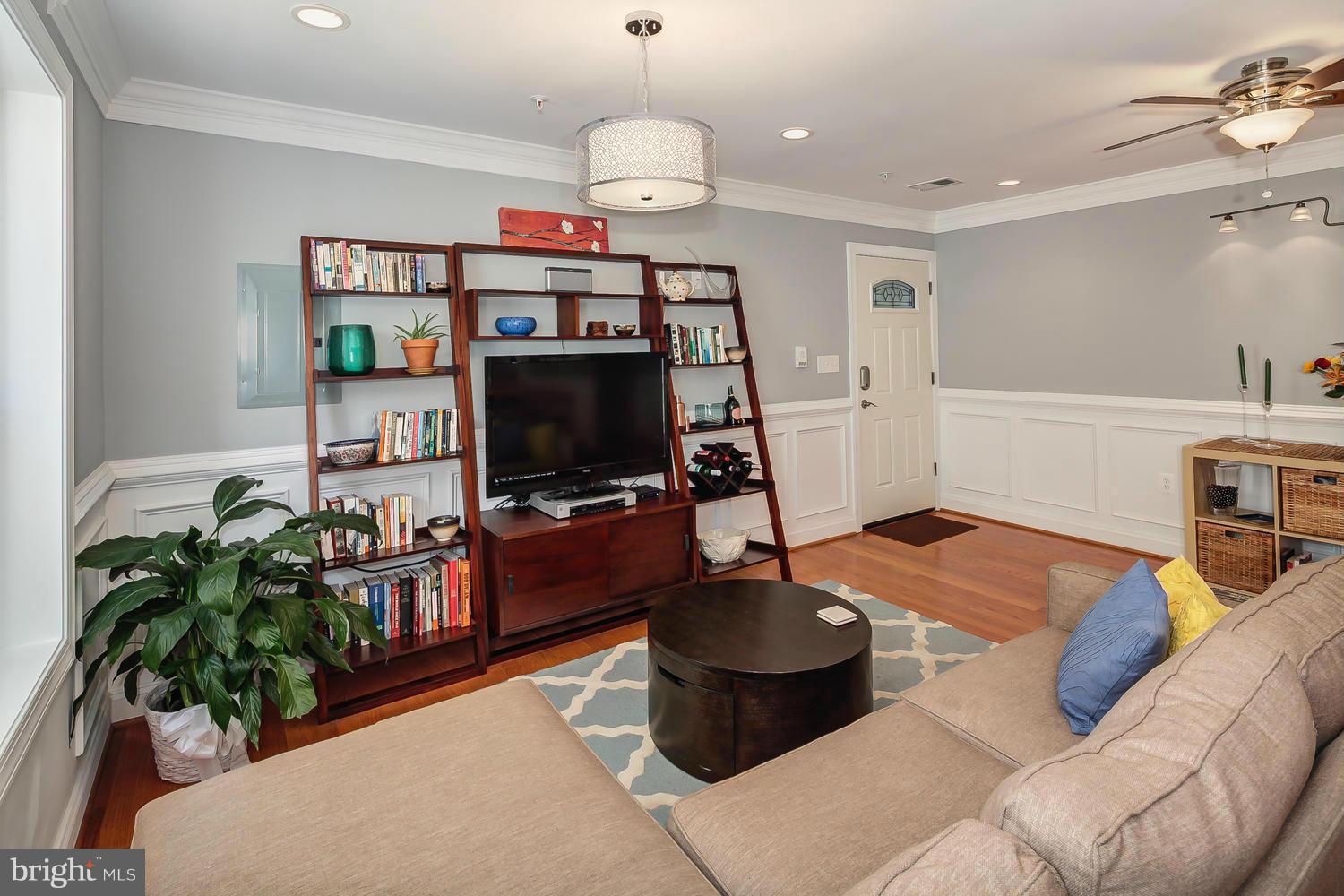 754 Park Road Northwest, Unit 6 Washington, DC 20010 - Photo 1 of 24 Interior (General)