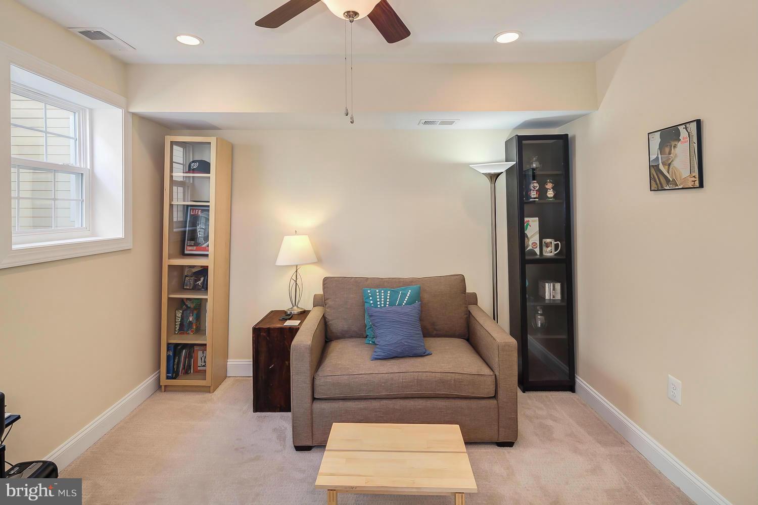 754 Park Road Northwest, Unit 6 Washington, DC 20010 - Photo 21 of 24 Bedroom