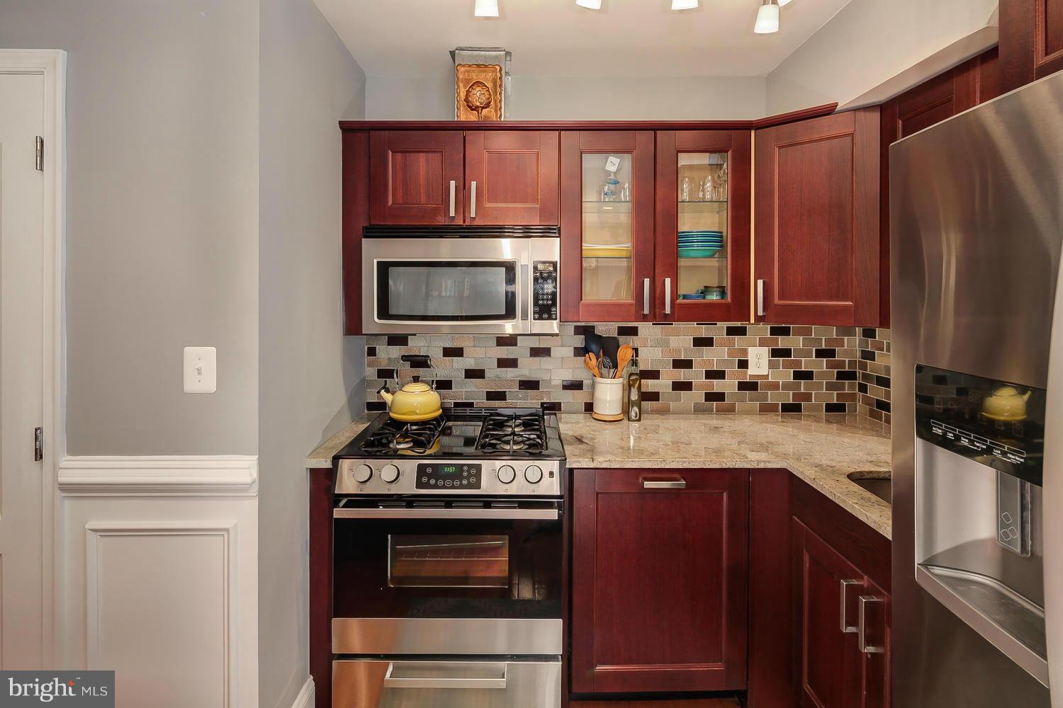 754 Park Road Northwest, Unit 6 Washington, DC 20010 - Photo 10 of 24 Kitchen