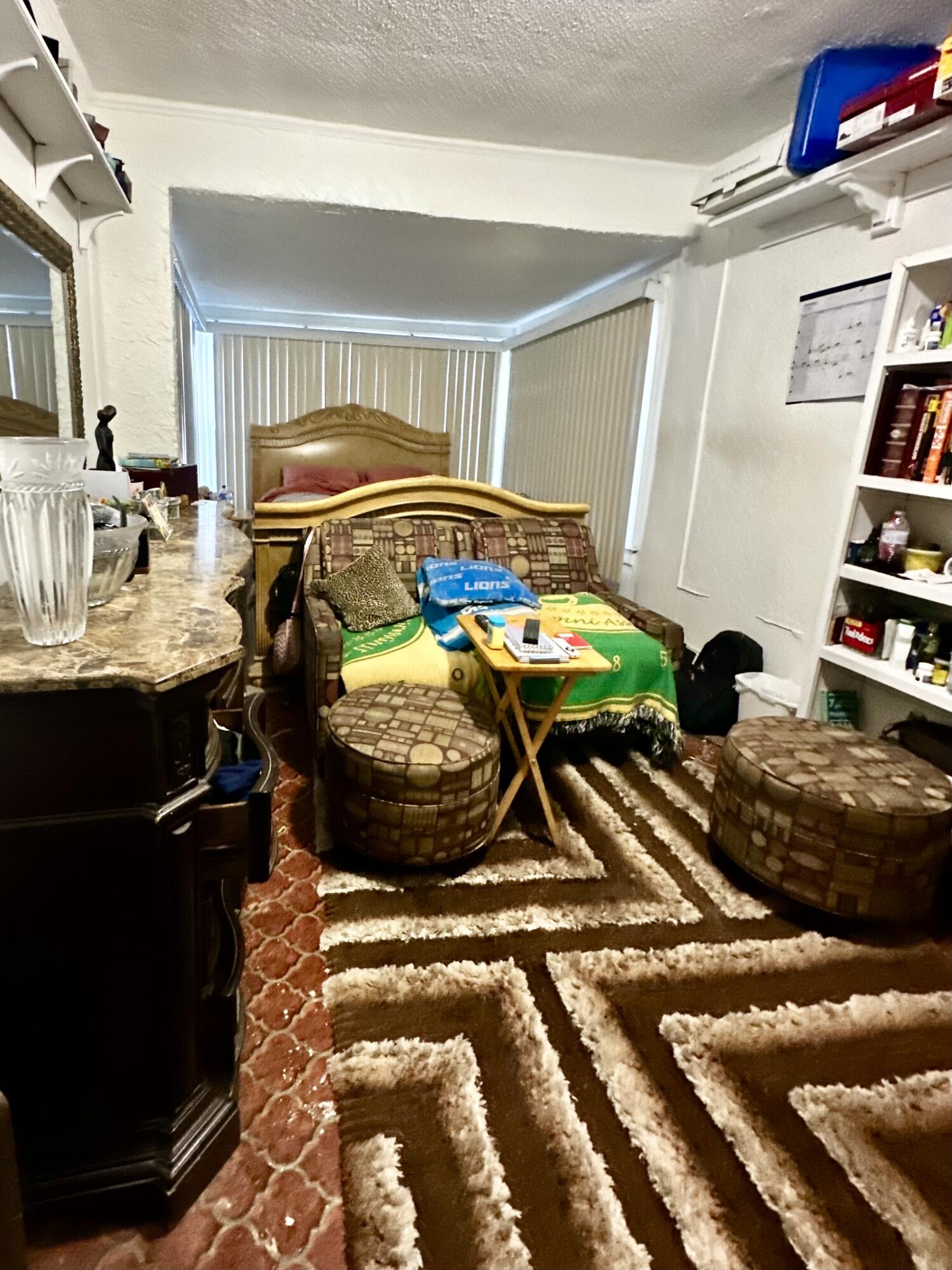 1666 Longfellow Street Detroit, MI 48206 - Photo 4 of 30 IMG_2827