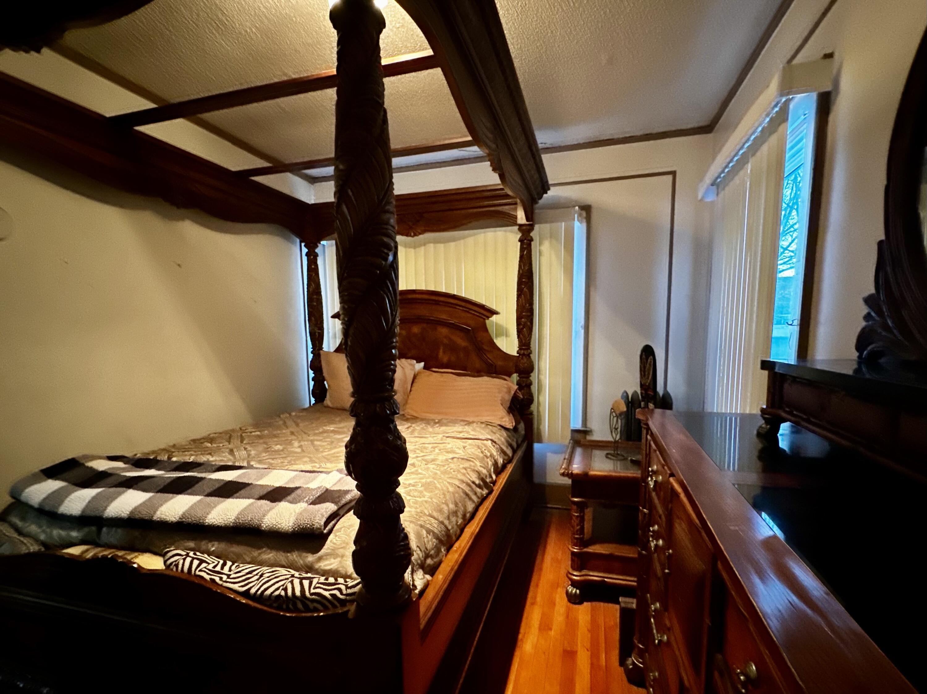 1666 Longfellow Street Detroit, MI 48206 - Photo 9 of 30 IMG_2851