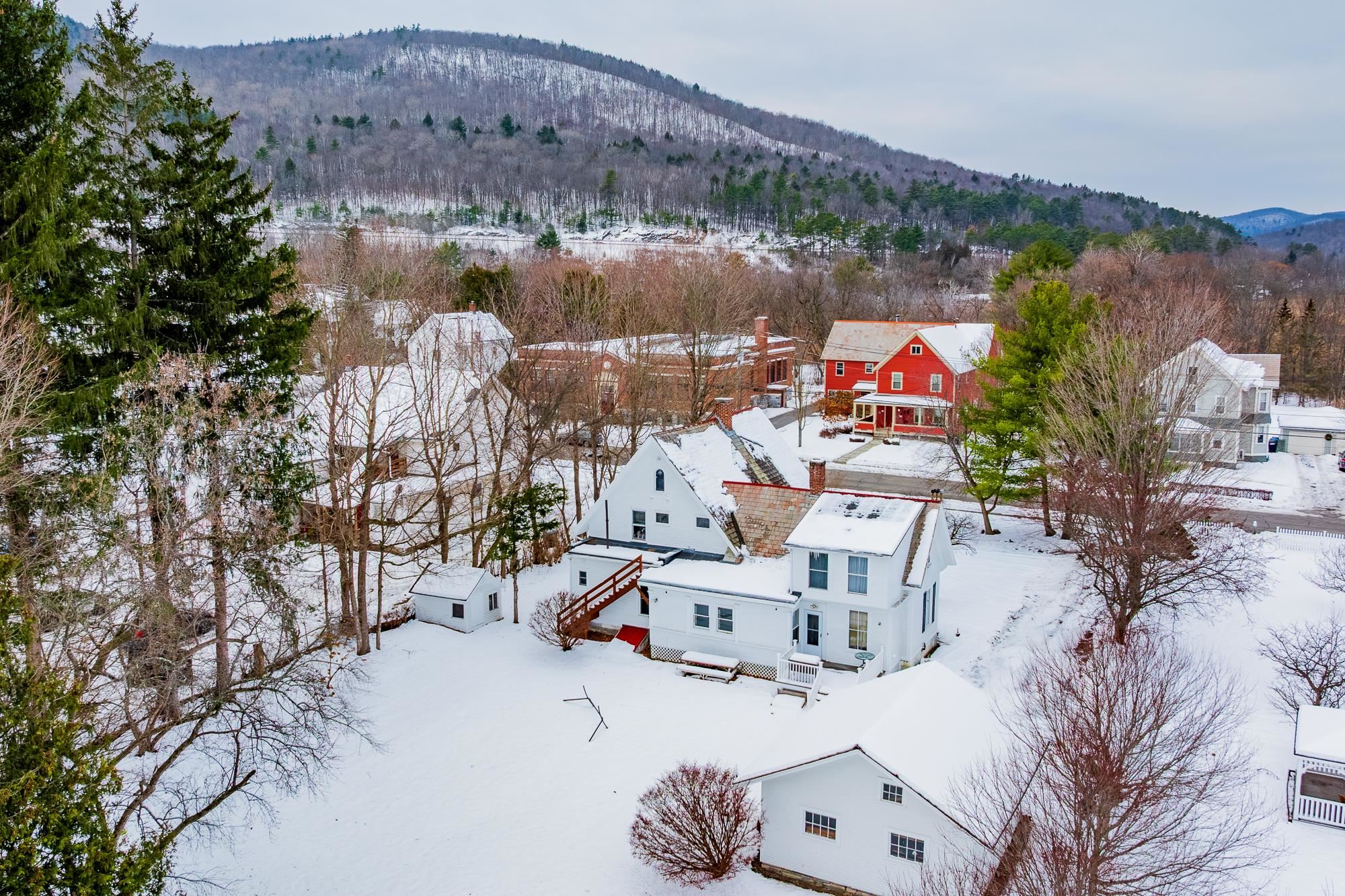 118 Barnes Street West Rutland, VT 05777 - Photo 12 of 16