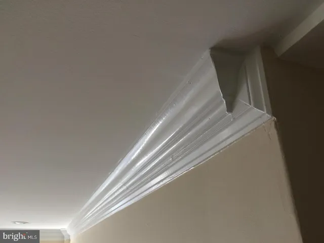 $1,600 | 430 Girard Street, Unit 101, Gaithersburg, MD 20877