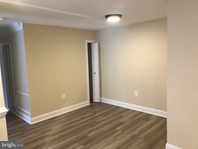 $1,600 | 430 Girard Street, Unit 101, Gaithersburg, MD 20877