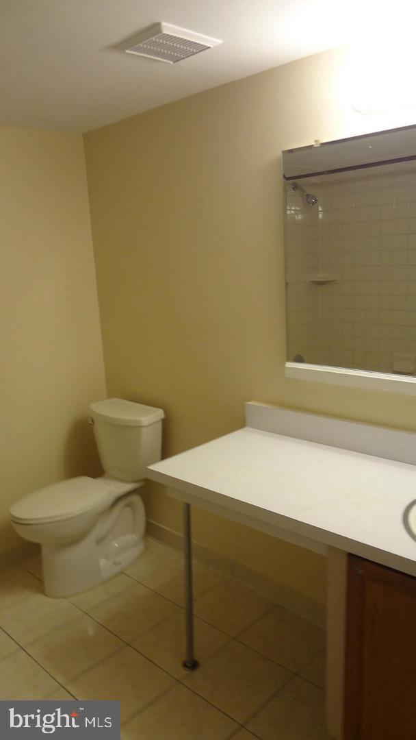 430 Girard Street, Unit 101 Gaithersburg, MD 20877 - Photo 18 of 27