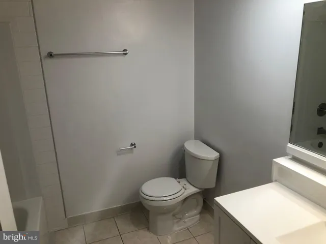 $1,600 | 430 Girard Street, Unit 101, Gaithersburg, MD 20877