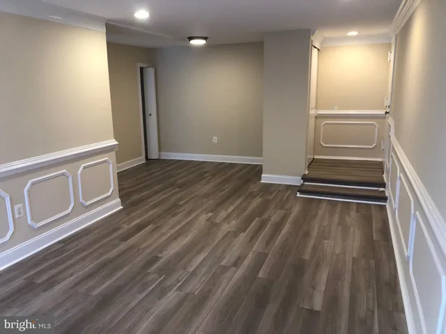 $1,600 | 430 Girard Street, Unit 101, Gaithersburg, MD 20877