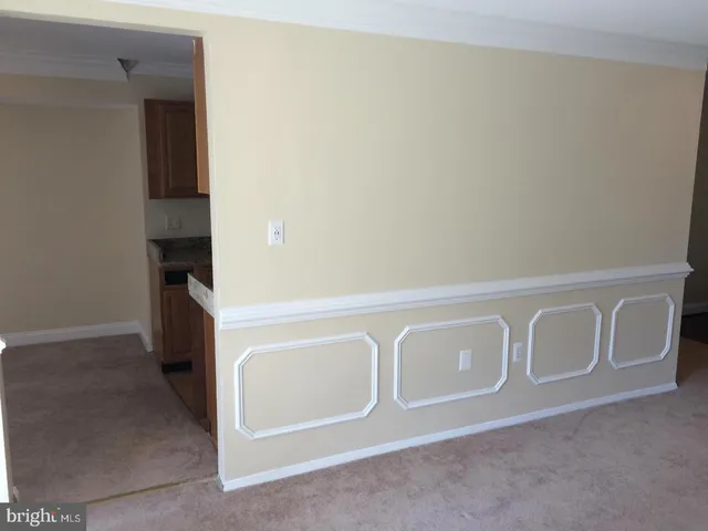 $1,600 | 430 Girard Street, Unit 101, Gaithersburg, MD 20877