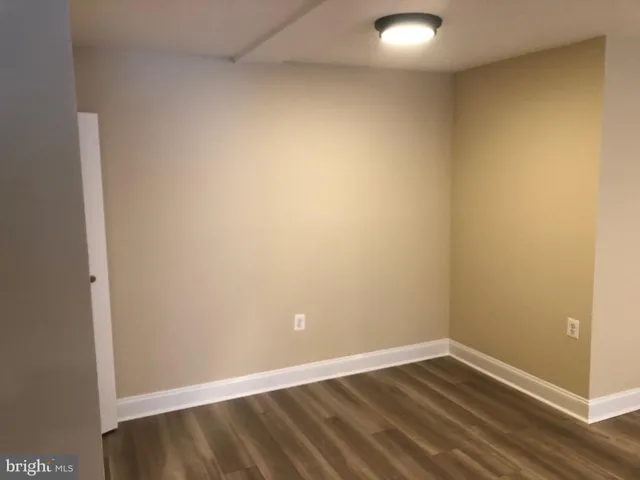 $1,600 | 430 Girard Street, Unit 101, Gaithersburg, MD 20877