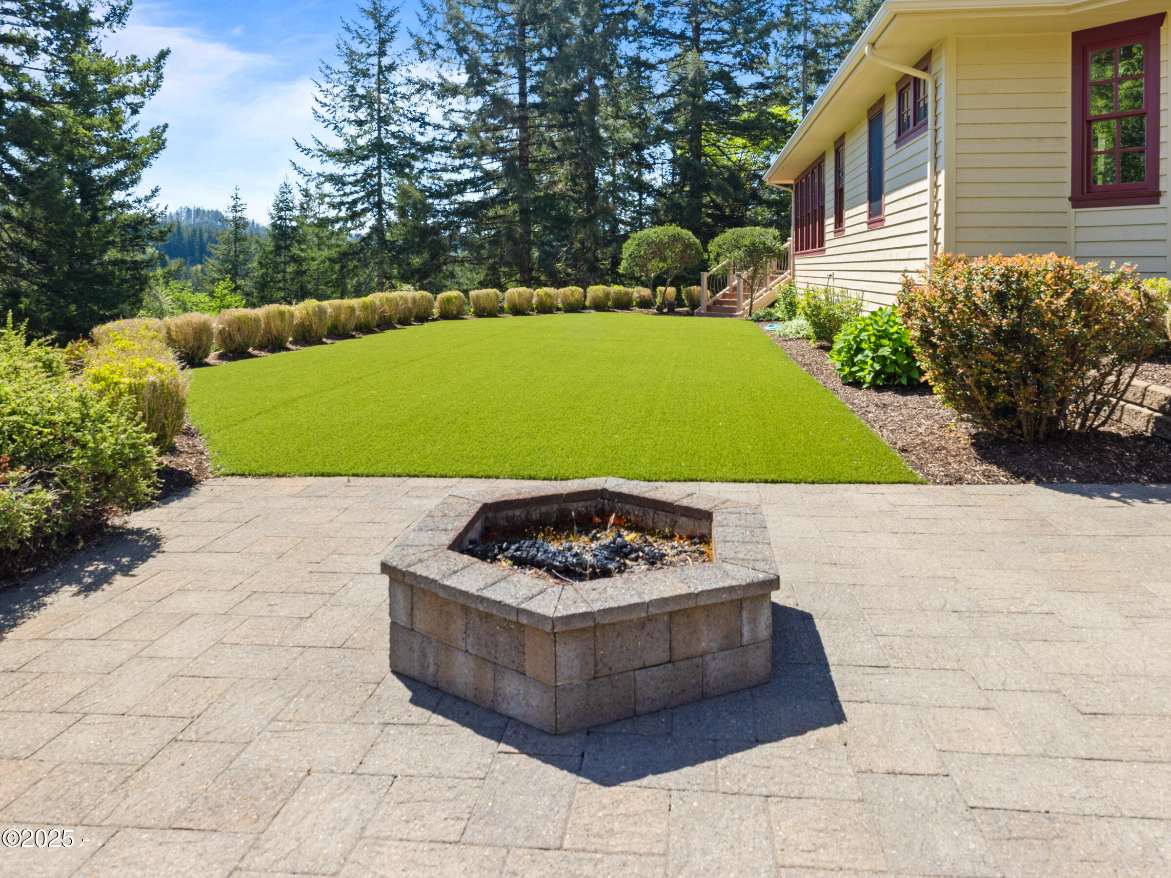 245 Olalla Road Toledo, OR 97391 - Photo 37 of 47 Firepit