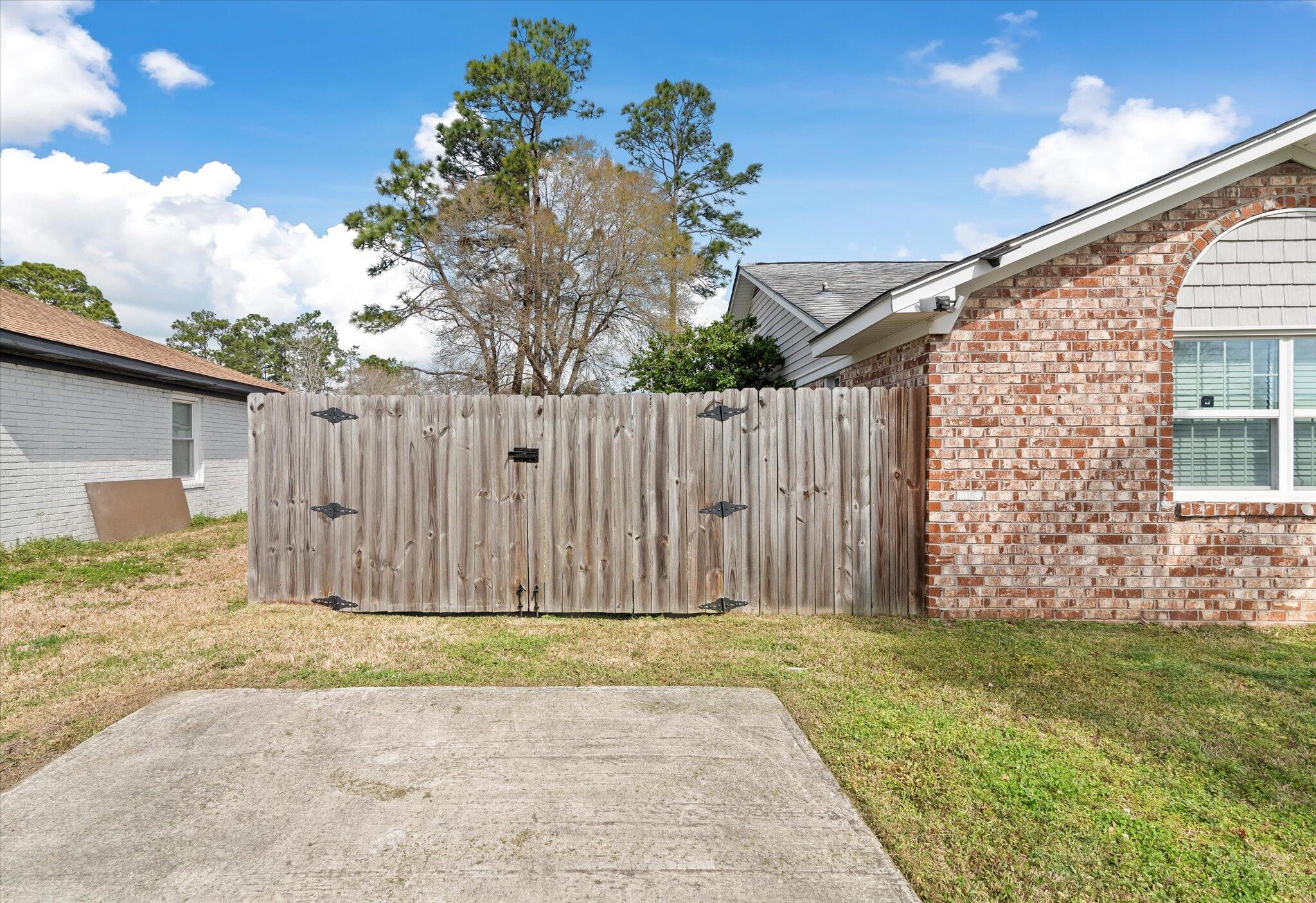 113 Wheeler Road Summerville, SC 29486 - Photo 37 of 51 37-113 Wheeler_Lowcouuntry_Exposure-36
