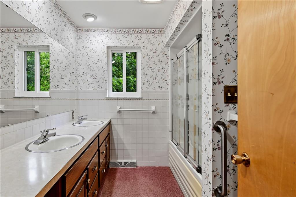 2194 Spangler Road Hermitage, PA 16148 - Photo 28 of 36