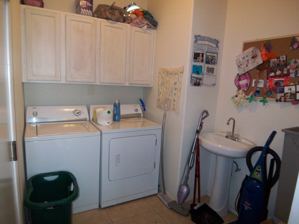 3545 South Sawmill Road Gilbert, AZ 85297 - Photo 10 of 12 Laundry Room