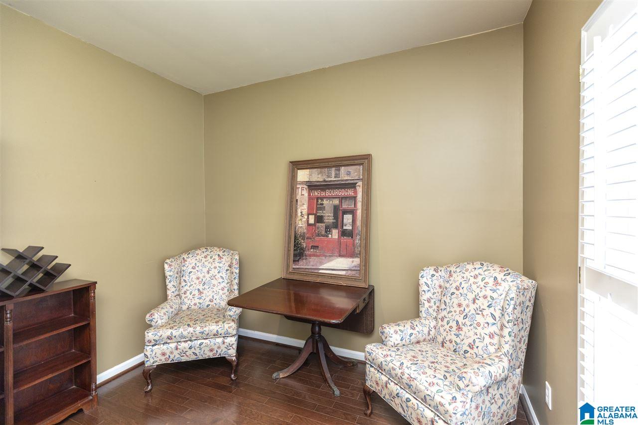 421 Eaton Road Birmingham, AL 35242 - Photo 4 of 31