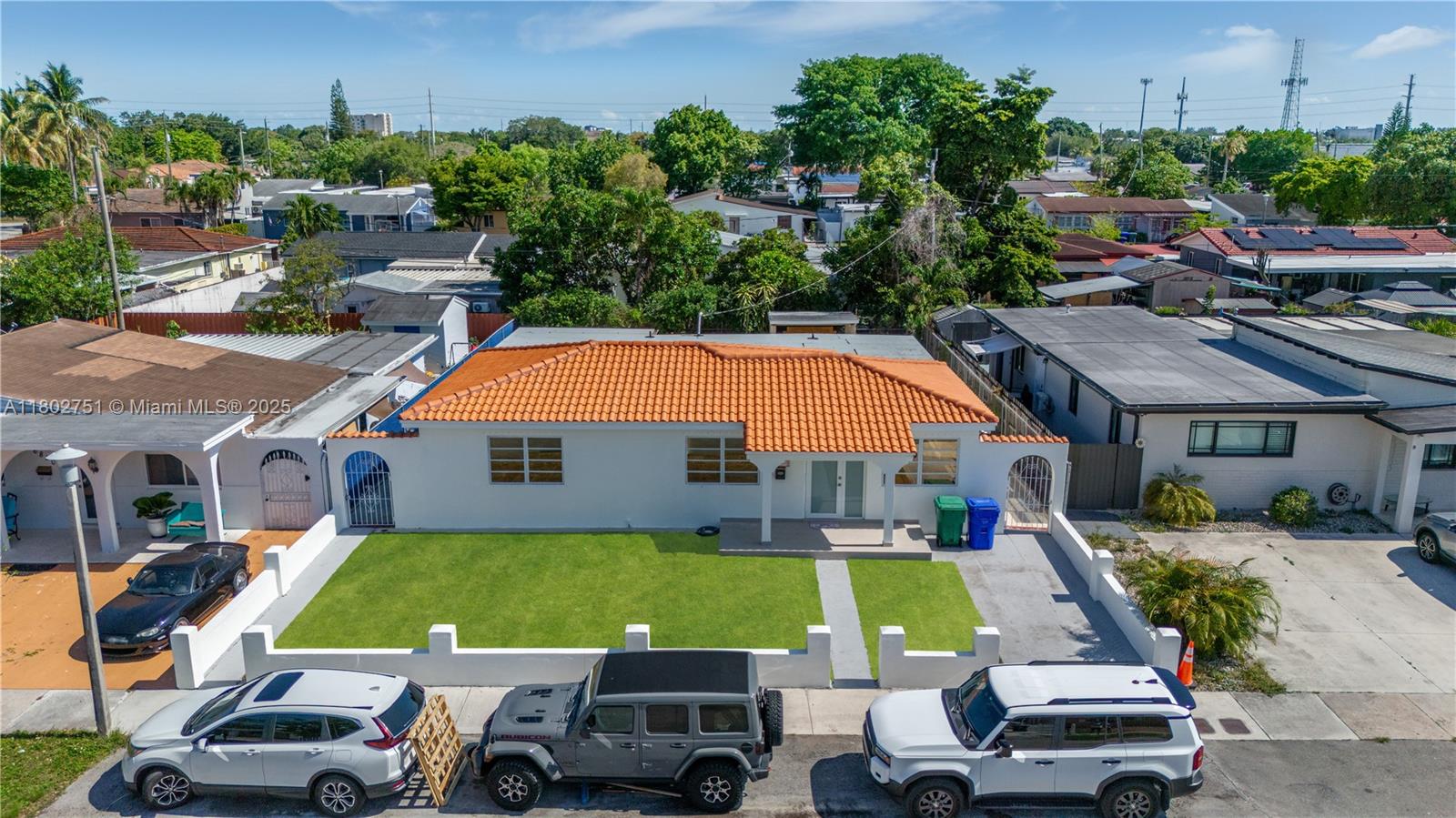 6830 Southwest 1st Street Miami, FL 33144 - Photo 1 of 33 Gallery Image 1