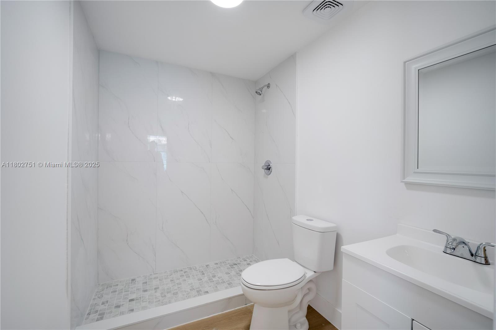 6830 Southwest 1st Street Miami, FL 33144 - Photo 11 of 33 Gallery Image 11