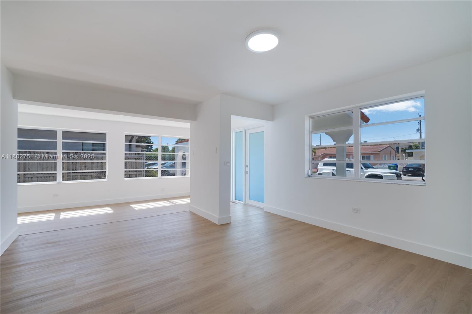 6830 Southwest 1st Street Miami, FL 33144 - Photo 15 of 33 Gallery Image 15