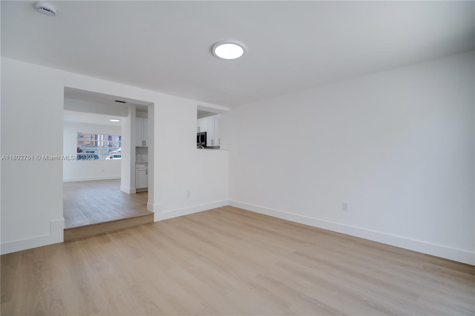 6830 Southwest 1st Street Miami, FL 33144 - Photo 17 of 33 Gallery Image 17
