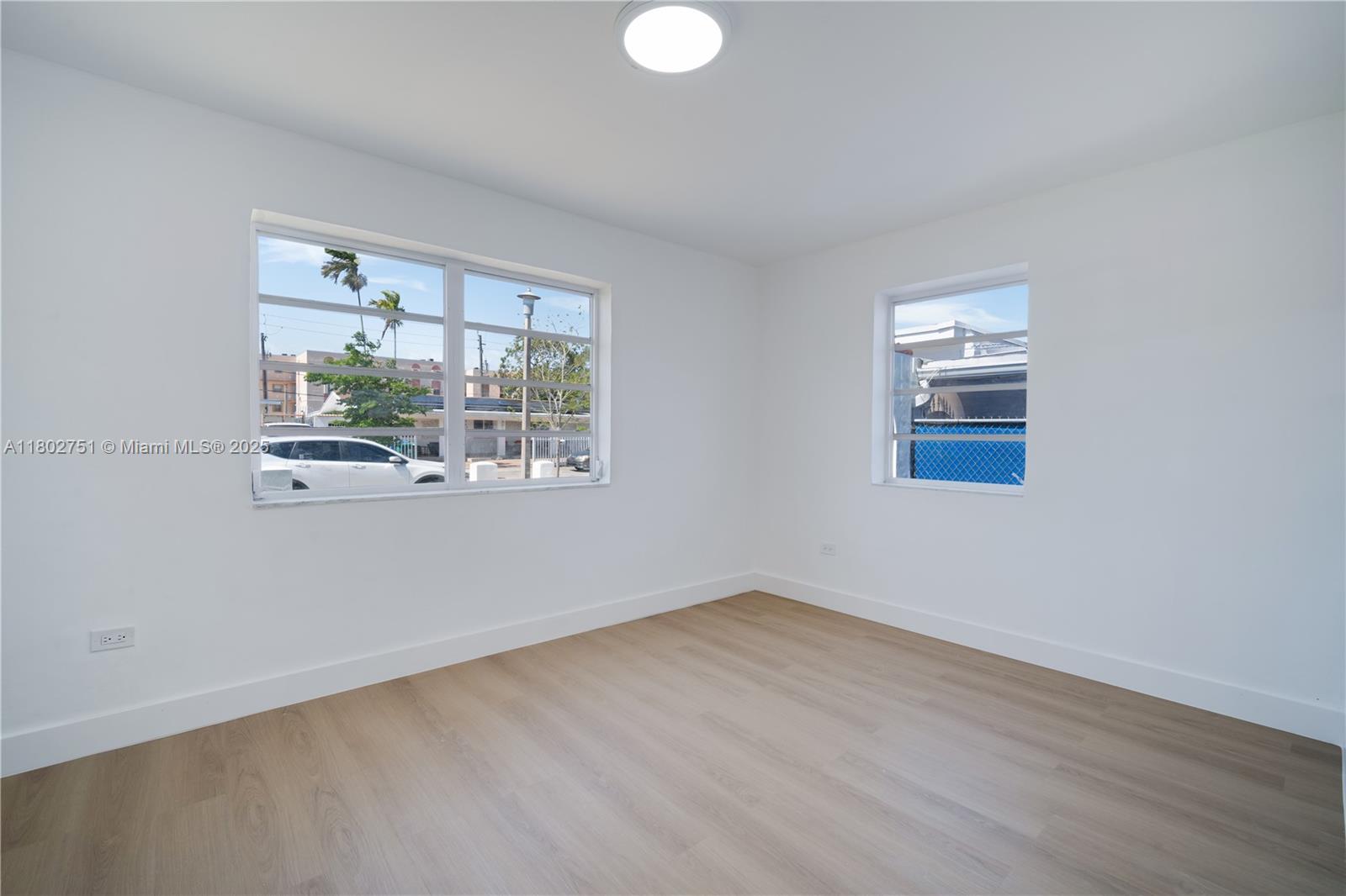 6830 Southwest 1st Street Miami, FL 33144 - Photo 21 of 33 Gallery Image 21