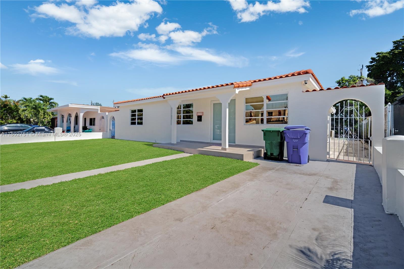 6830 Southwest 1st Street Miami, FL 33144 - Photo 3 of 33 Gallery Image 3