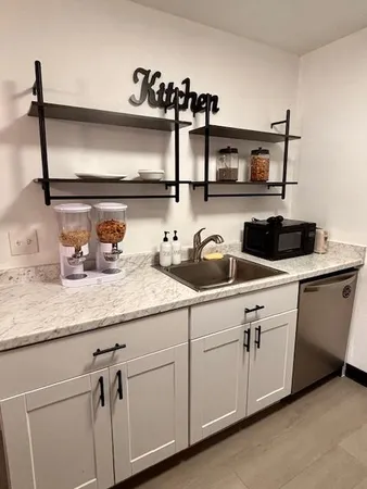 $194,900 | 4332 Pacific Avenue, Unit 42, Stockton, CA 95207