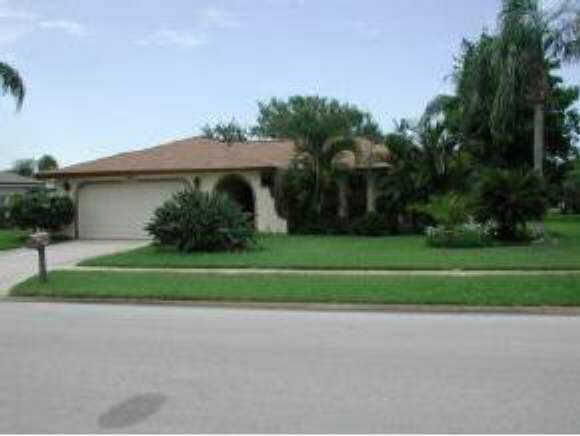 450 Winchester Road Satellite Beach, FL 32937 - Photo 1 of 4 Primary Photo