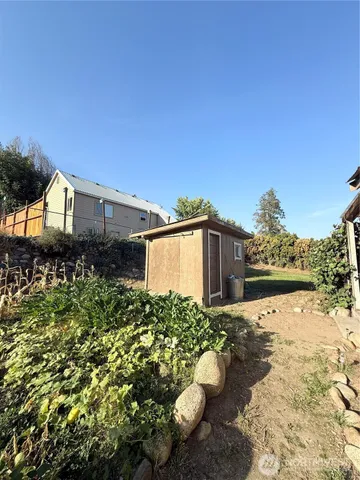 $179,900 | 825 2nd Avenue North, Okanogan, WA 98840