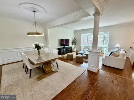 $947,000 | 10424 Breckinridge Lane, Fairfax, VA 22030