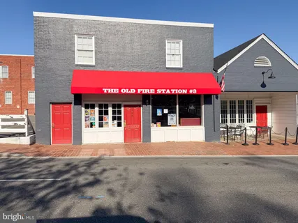 $947,000 | 10424 Breckinridge Lane, Fairfax, VA 22030