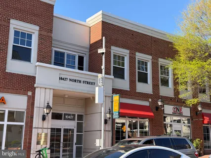 $947,000 | 10424 Breckinridge Lane, Fairfax, VA 22030