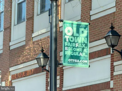 $947,000 | 10424 Breckinridge Lane, Fairfax, VA 22030