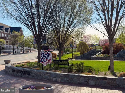 $947,000 | 10424 Breckinridge Lane, Fairfax, VA 22030