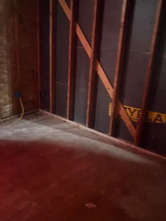 $22,500 | 20020 Hickory Street, Detroit, MI 48205