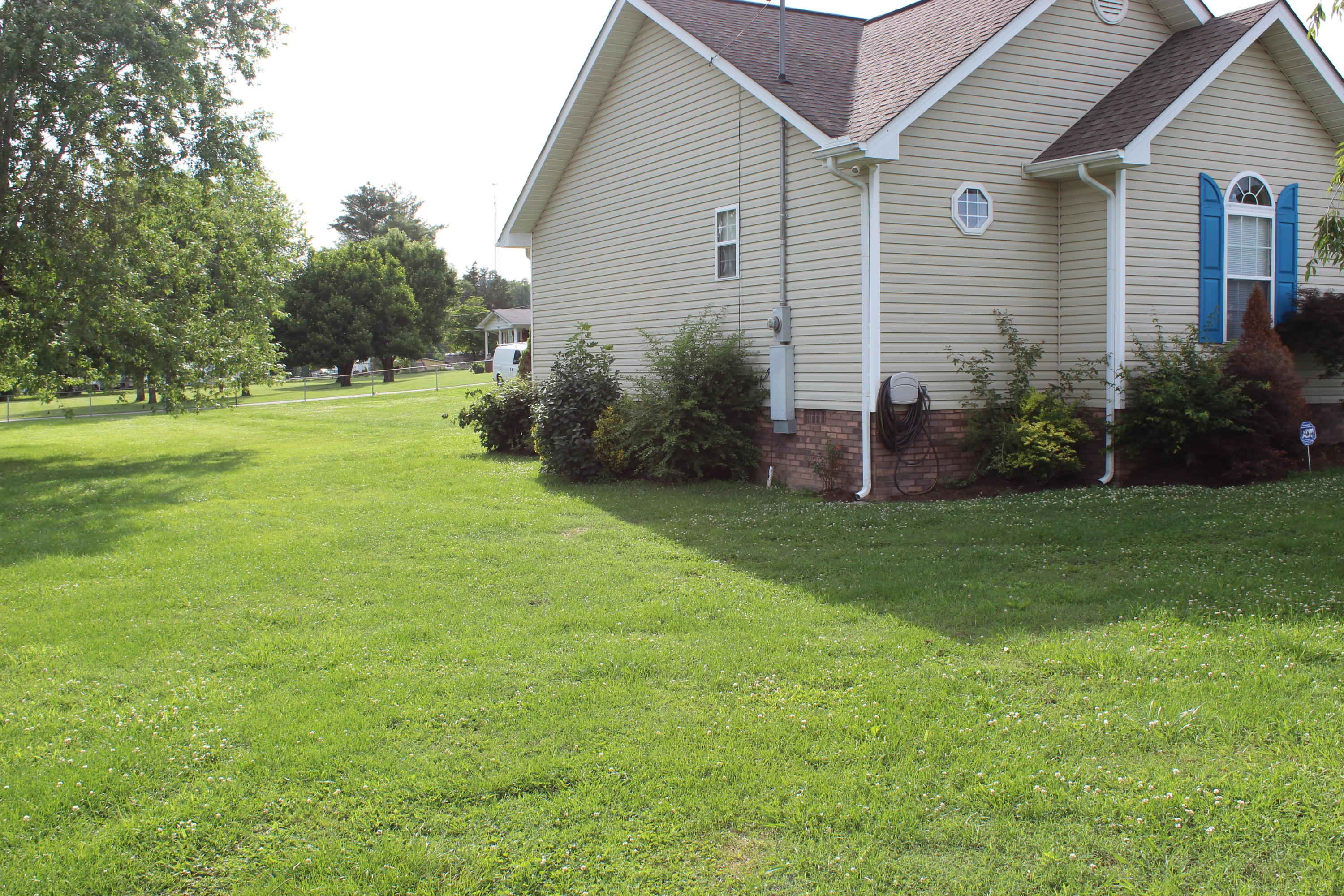 107 Ravyn's Way Maynardville, TN 37807 - Photo 3 of 22 IMG_3240