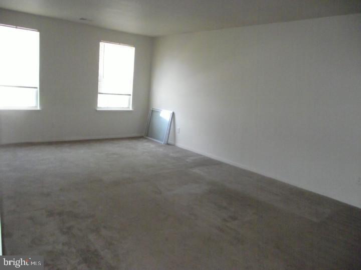 574 South Dove Road Yardley, PA 19067 - Photo 4 of 7 Gallery Image 4