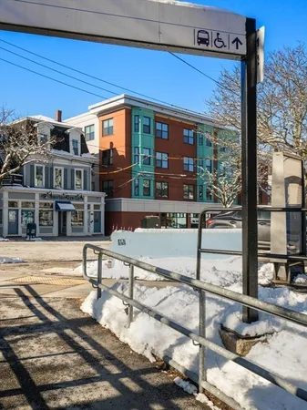 $4,250 | 1151 Walnut Street, Unit 405, Newton, MA 02461