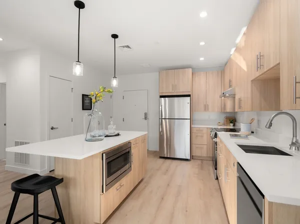 $4,250 | 1151 Walnut Street, Unit 405, Newton, MA 02461